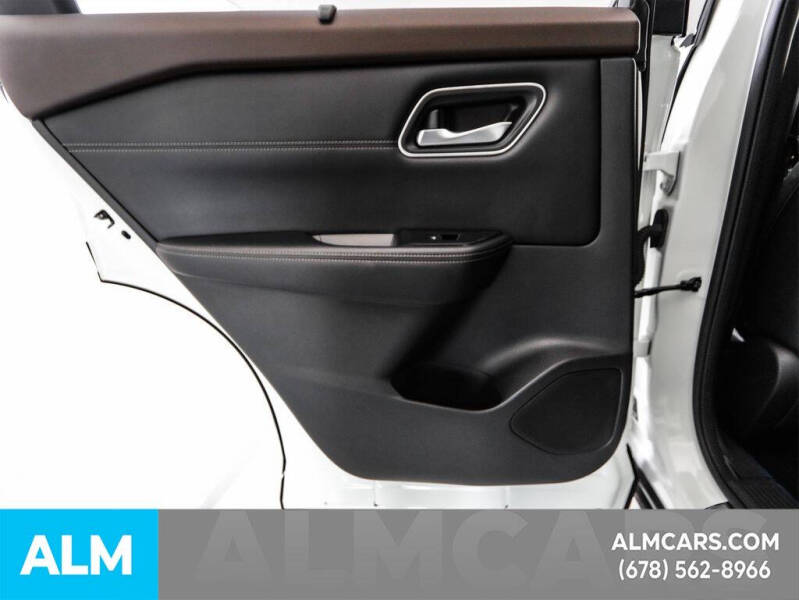 2021 Nissan Rogue Platinum