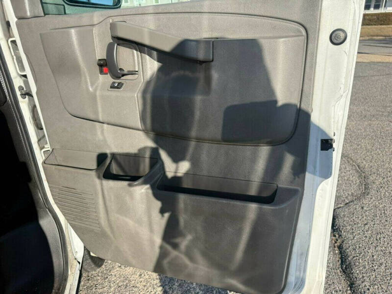 2017 GMC Savana 3500