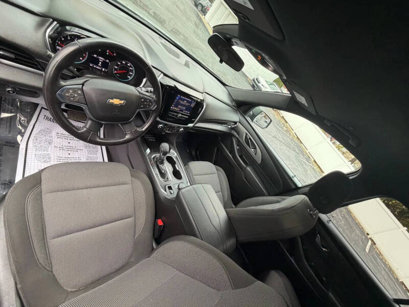 2022 Chevrolet Traverse LT