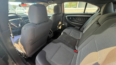 2015 Ford Taurus SEL