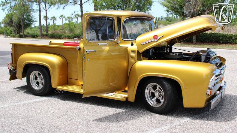 1956 Ford F-100
