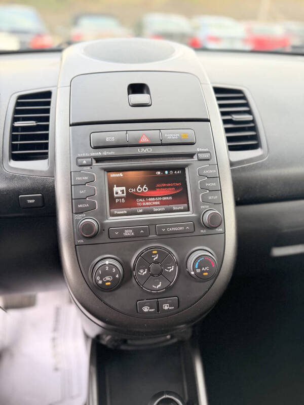 2012 Kia Soul +