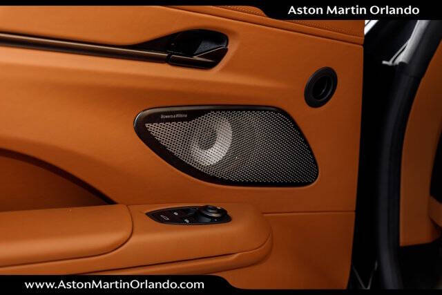 2026 Aston Martin Vantage Roadster