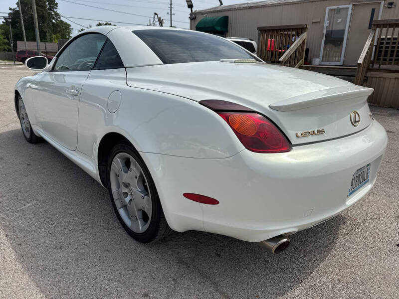 2003 Lexus SC 430