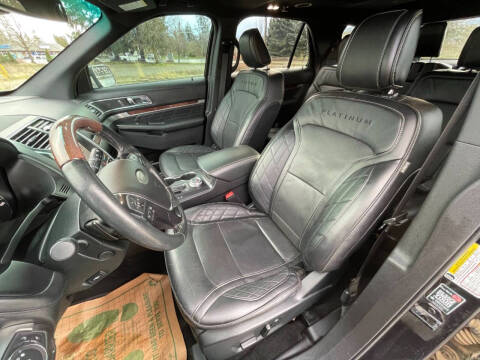 2019 Ford Explorer Platinum