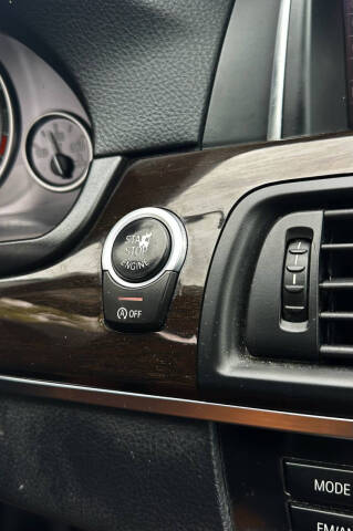 2016 BMW 5 Series 528i