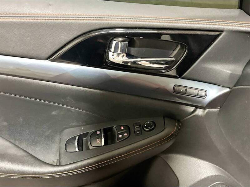 2023 Nissan Maxima 3.5 SR