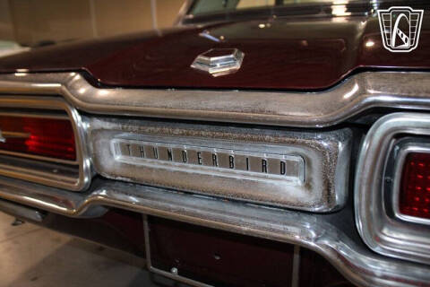 1964 Ford Thunderbird