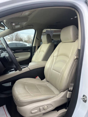 2019 Buick Enclave Essence