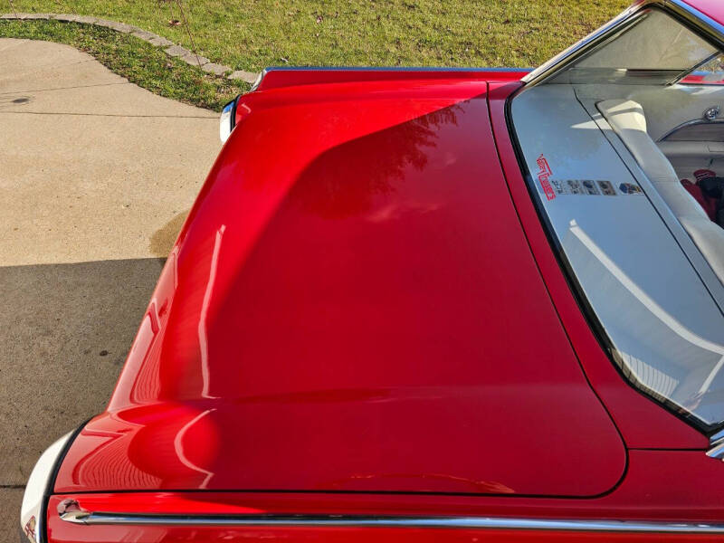 1961 Ford Thunderbird