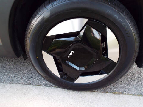 2024 Kia EV9 Light Long Range