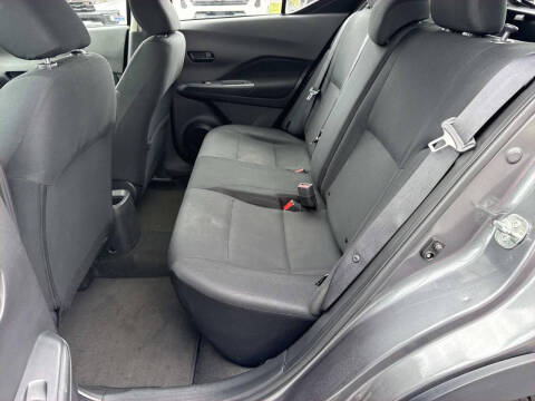 2023 Nissan Kicks S