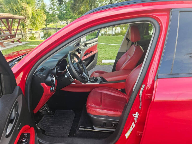 2018 Alfa Romeo Stelvio Sport