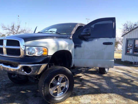 2004 Dodge Ram Pickup 1500 for sale at C & R Auto Sales in Bowlegs OK