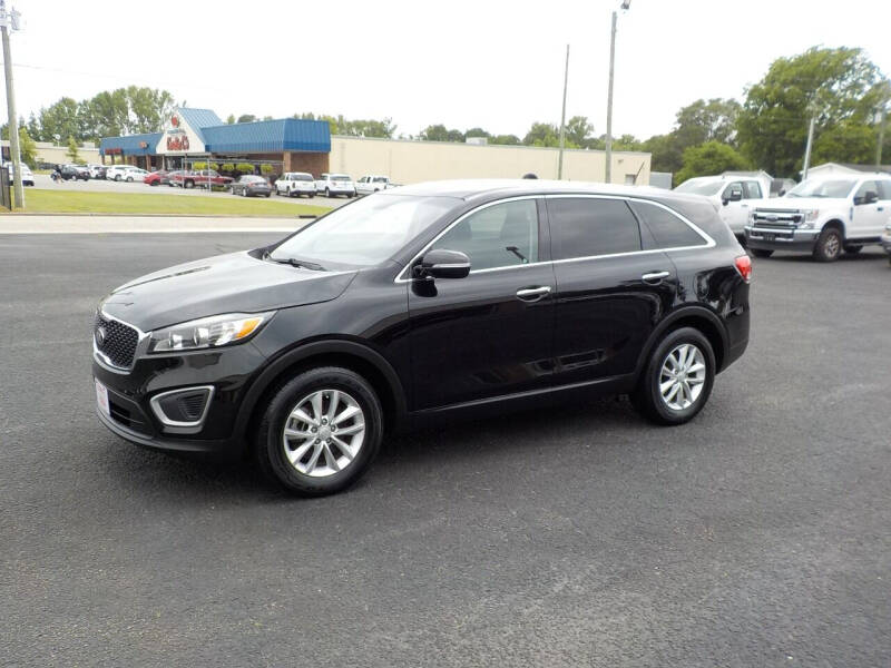 2017 Kia Sorento for sale at Young's Motor Company Inc. in Benson NC