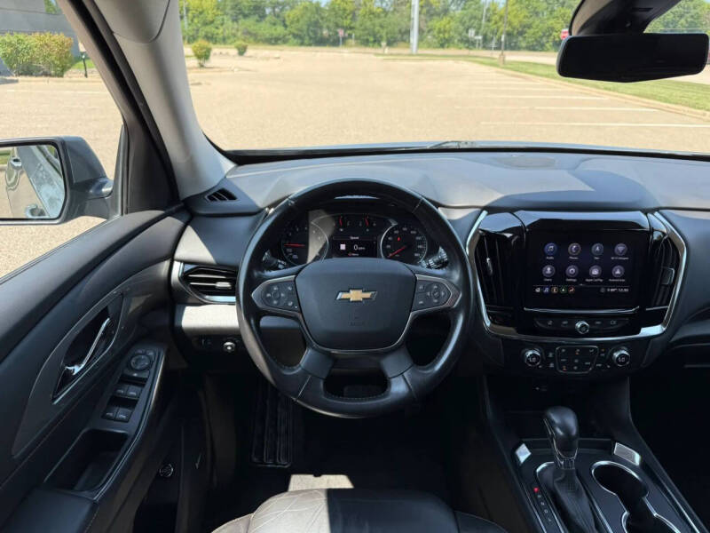 2021 Chevrolet Traverse RS