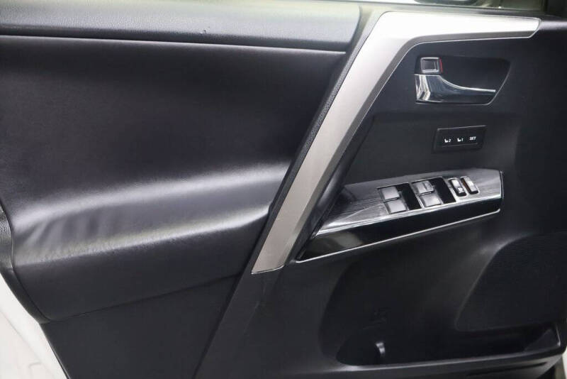 2016 Toyota RAV4 Hybrid Limited