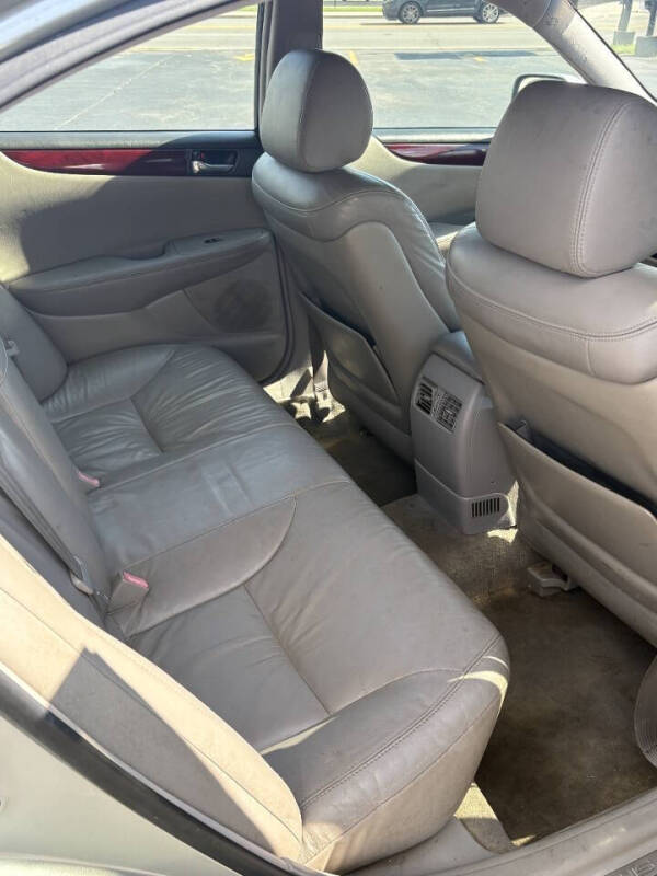 2004 Lexus ES 330