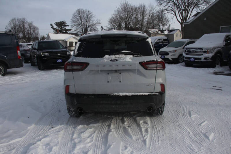 2025 Ford Escape ST-Line Select