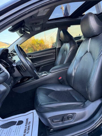 2019 Toyota Camry XSE