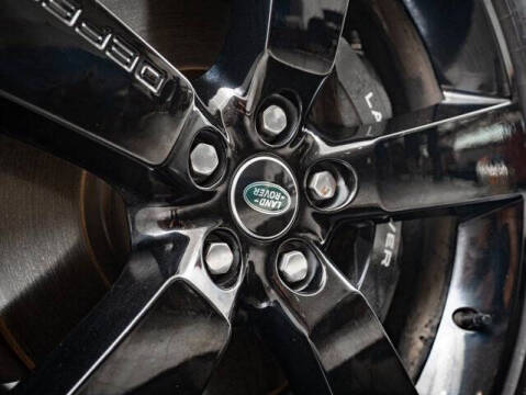 2023 Land Rover Defender 90 V8