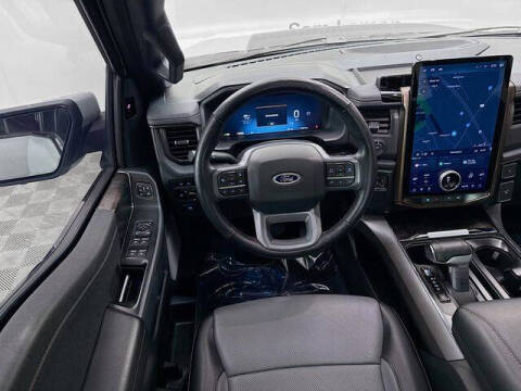 2023 Ford F-150 Lightning Lariat