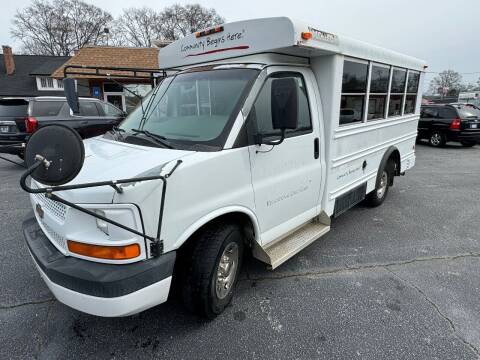 2006 Chevrolet Express for sale at Ndow Automotive Group LLC in Griffin GA