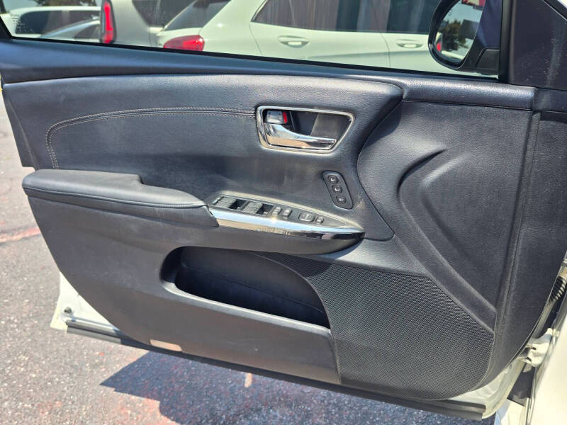 2014 Toyota Avalon Hybrid Limited