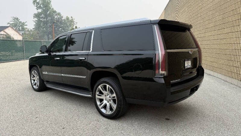 2015 Cadillac Escalade ESV Luxury