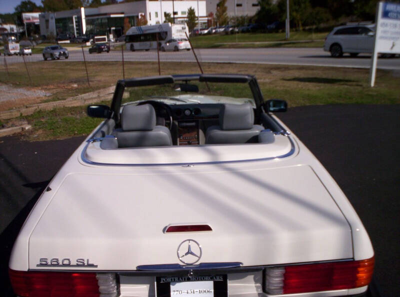 1989 Mercedes-Benz 560-Class 560 SL