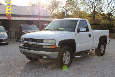 1999 Chevrolet Silverado 1500 for sale at Bailey & Sons Motor Co in Lyndon KS