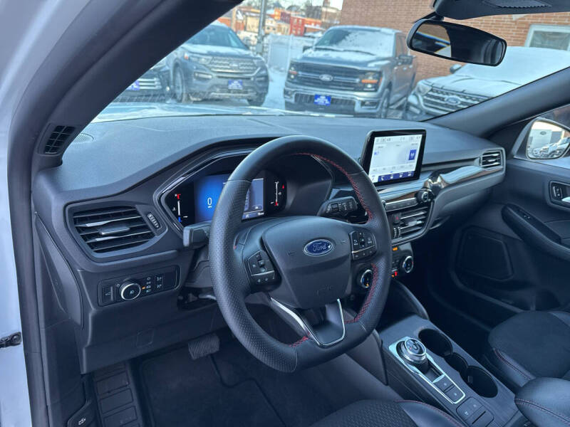 2025 Ford Escape ST-Line Select