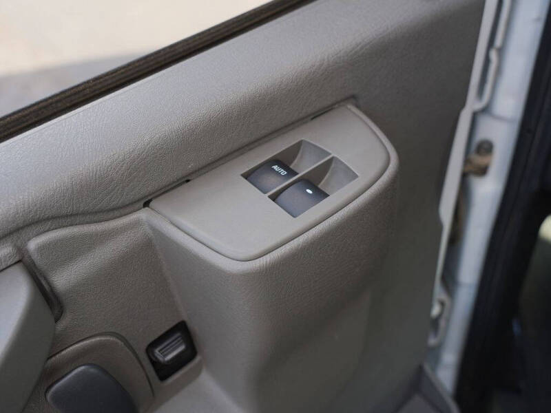 2017 Chevrolet Express LS 2500