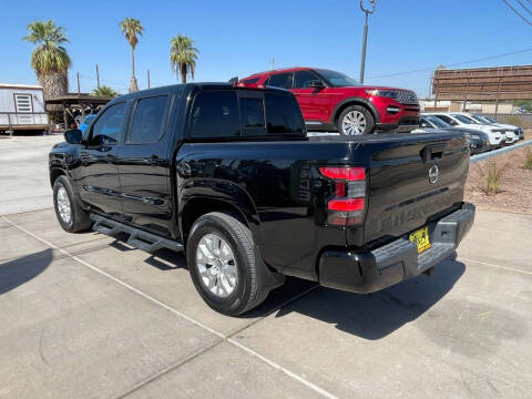 2022 Nissan Frontier SV