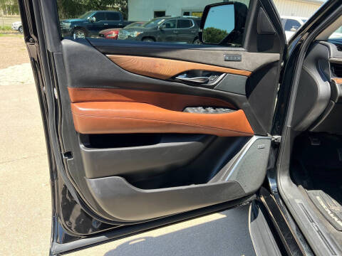 2020 Cadillac Escalade Luxury