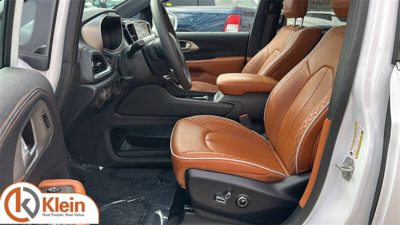 2024 Chrysler Pacifica Pinnacle