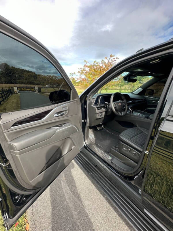 2023 Cadillac Escalade-V