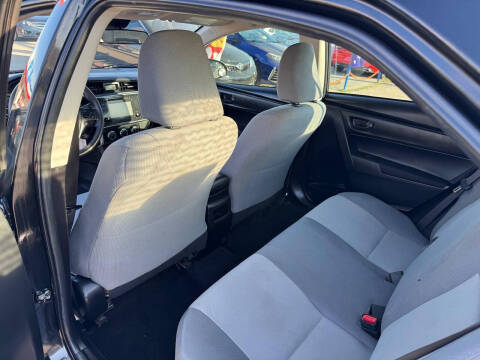 2018 Toyota Corolla LE