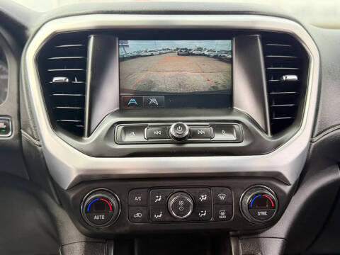 2017 GMC Acadia SLE-2