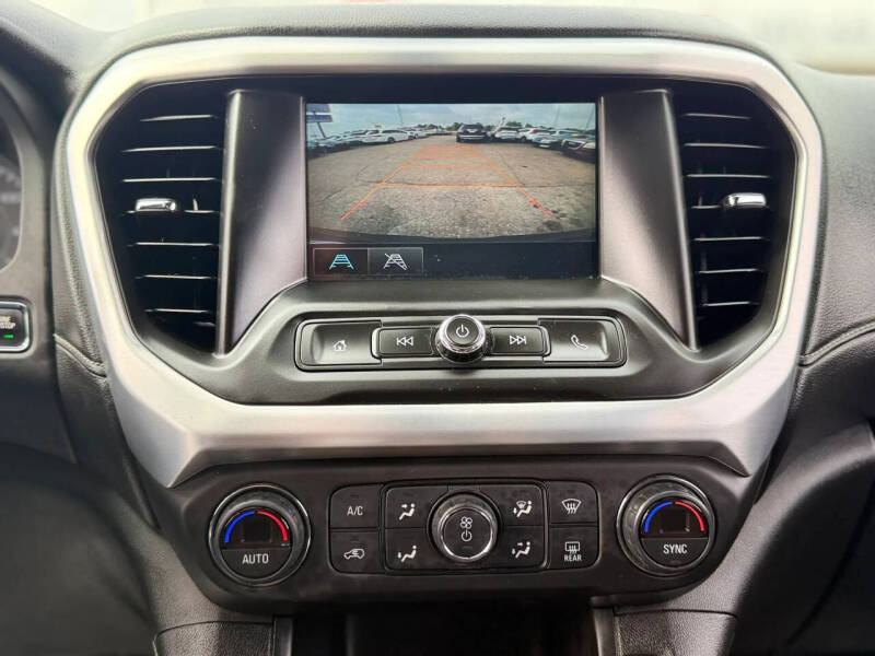 2017 GMC Acadia SLE-2