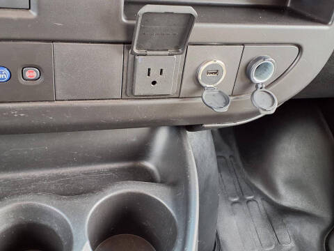 2022 Chevrolet Express LS 3500