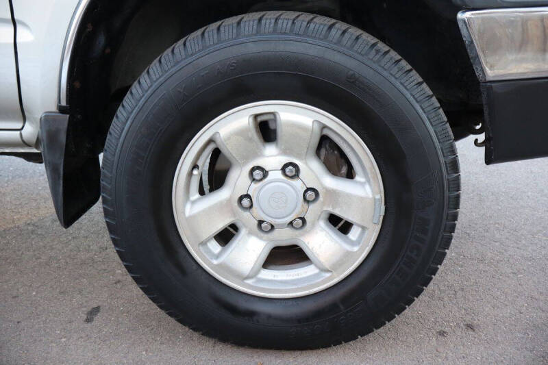 2000 Toyota 4Runner SR5