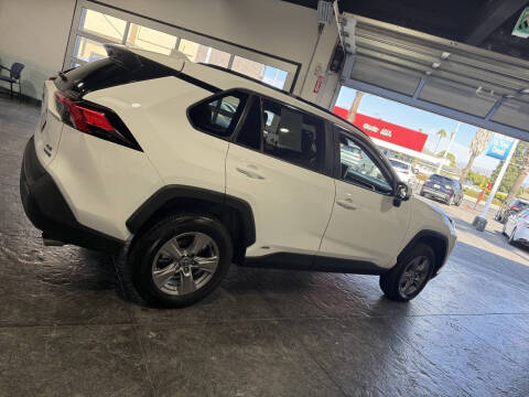 2023 Toyota RAV4 Hybrid XLE