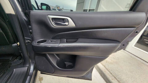 2014 Nissan Pathfinder SL