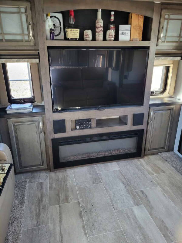 2019 MONTANA 3791RD