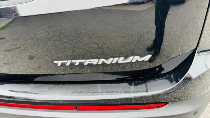 2016 Ford Edge Titanium