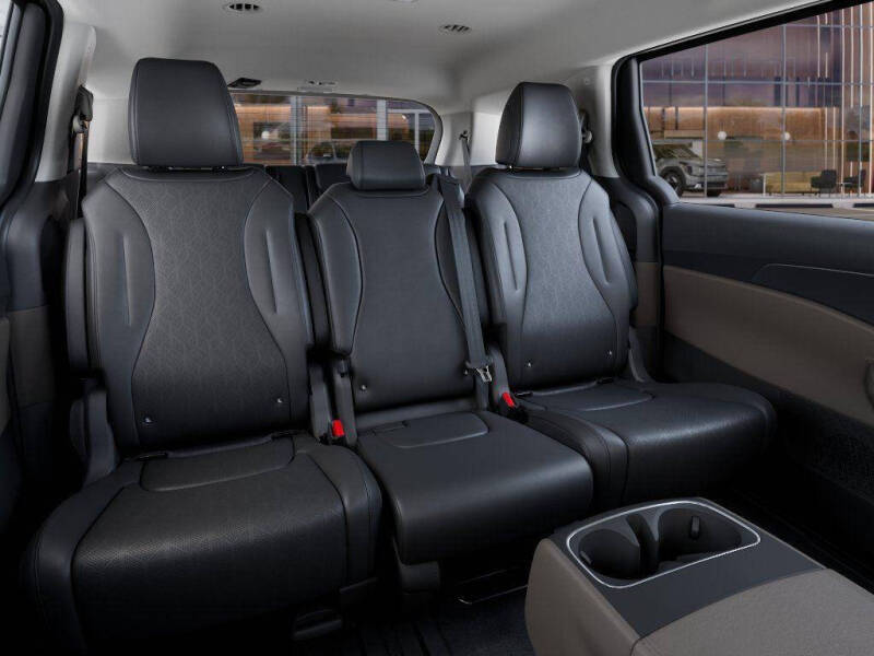 2026 Kia Carnival LX