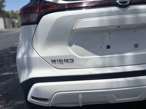 2021 Nissan Kicks SV