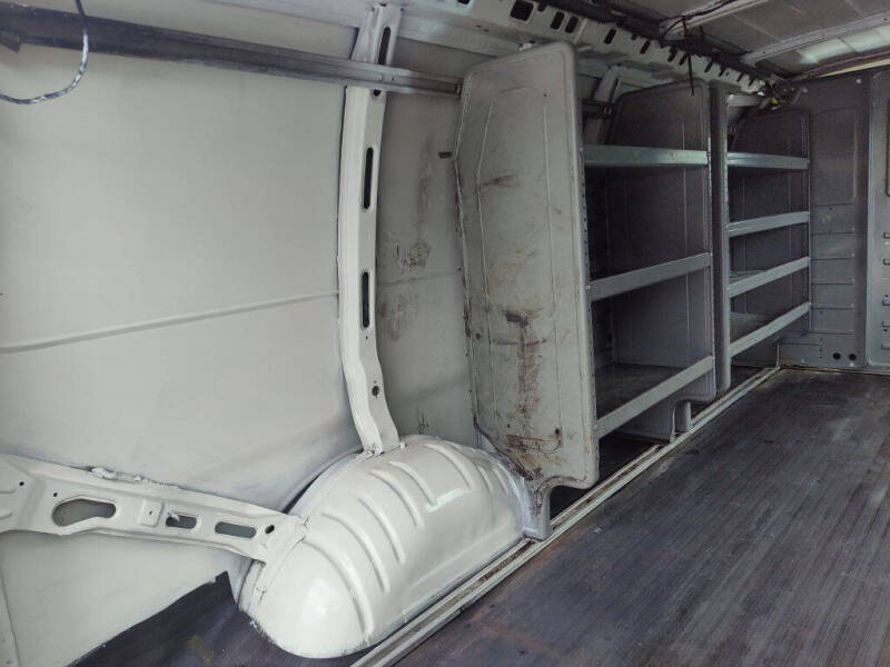 2016 GMC Savana 3500