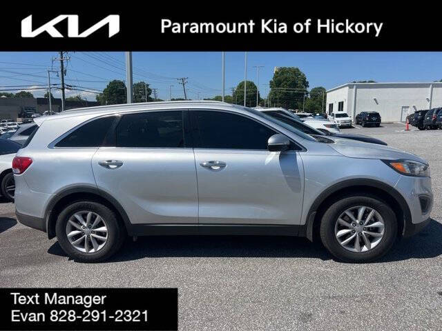2017 Kia Sorento LX